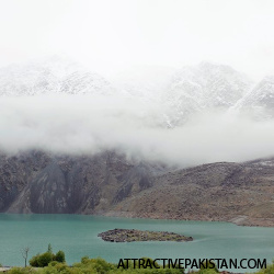 Satpara Lake