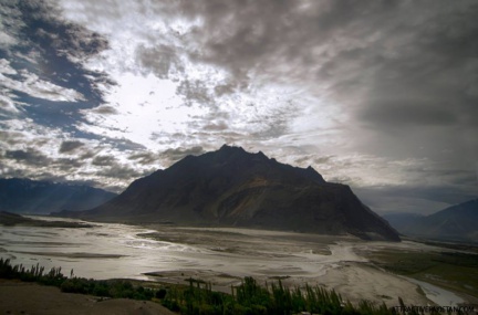 Shigar River merge Indus River (2015)
