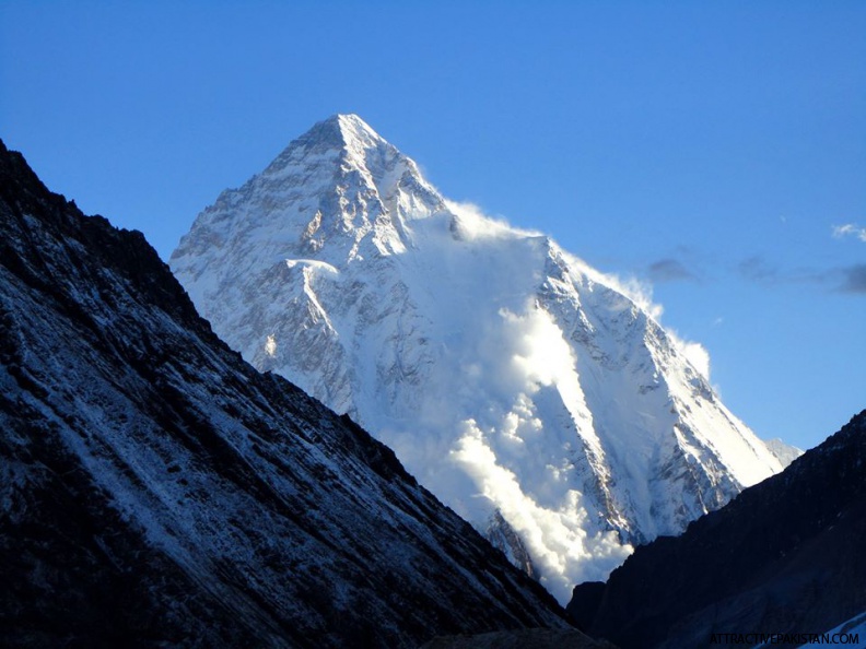 0553-K2_Avalanche-2011.jpg