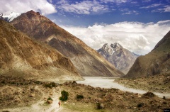 in the way to K2 basecamp (2015)
