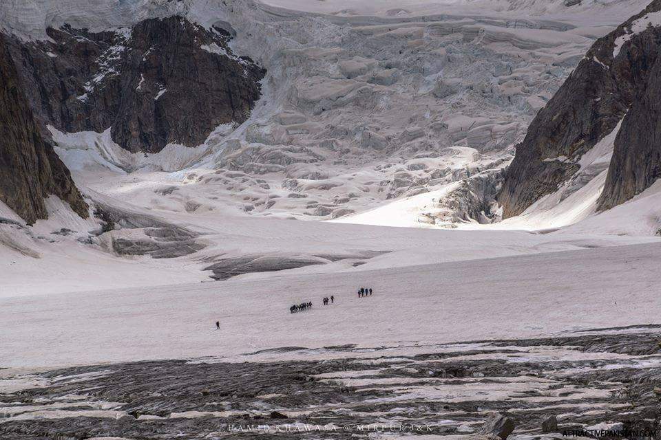 Snow Lake (2015)
