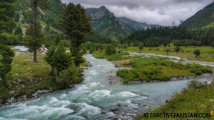 between Rainbow Lake and Domail (2015)
