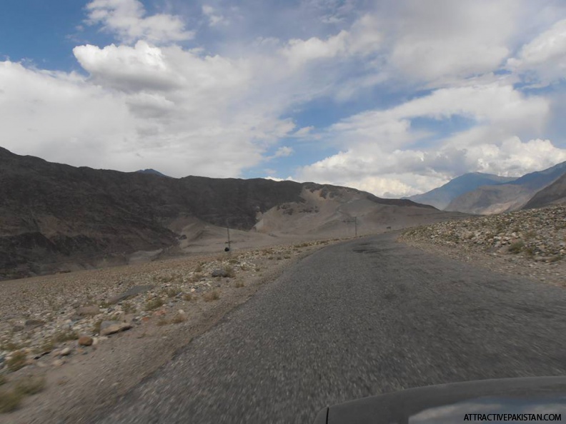 0269-towards_Chillas-June_2013.jpg