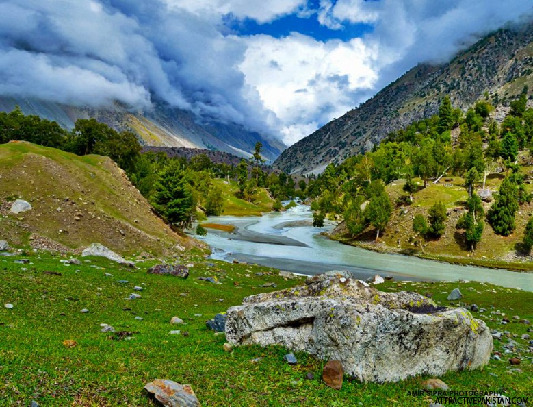 0684-Natlar_Lake_II-September_2013.jpg