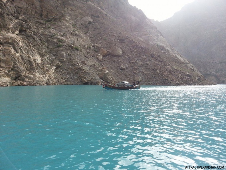 0769-Attabad_Lake-July_2015.jpg