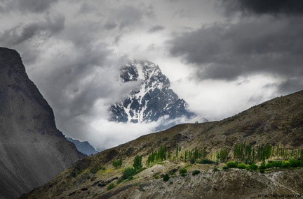 Ultar Peak towards Rakaposhi (2014)
