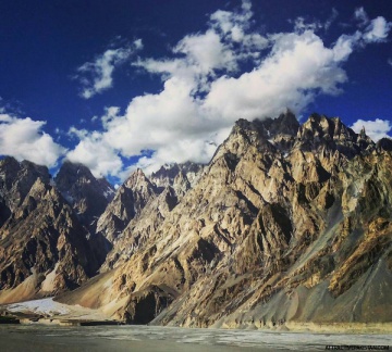Passu Cones (August 2015)
