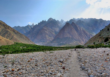 Karakorum Grandeur (Right leads Charakusa (Left Leads GondogoroLa (2011)
