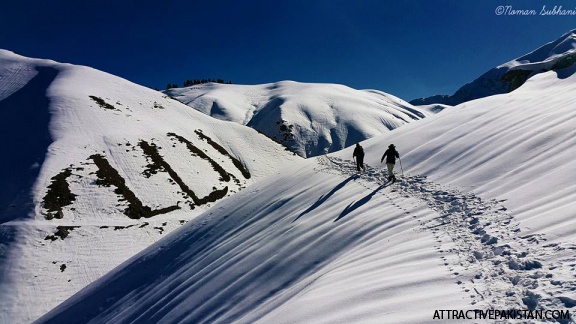 towards Makra Peak (December 2015)
