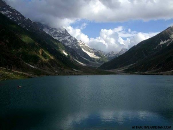 Lake Saiful Malook (August 2009)
