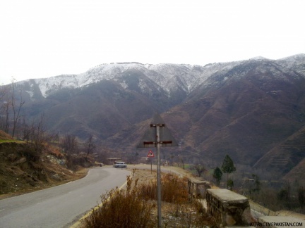 towards Alpuri (February 2012)
