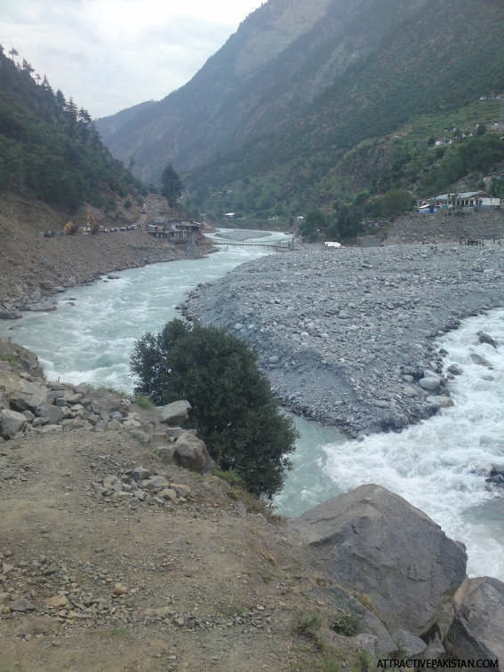 Swat (towards Kalaam August 2011)
